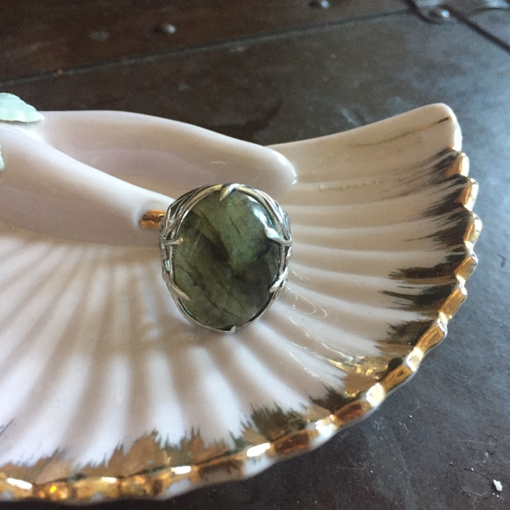 Sterling Silver and Labradorite Ring. NWOT
